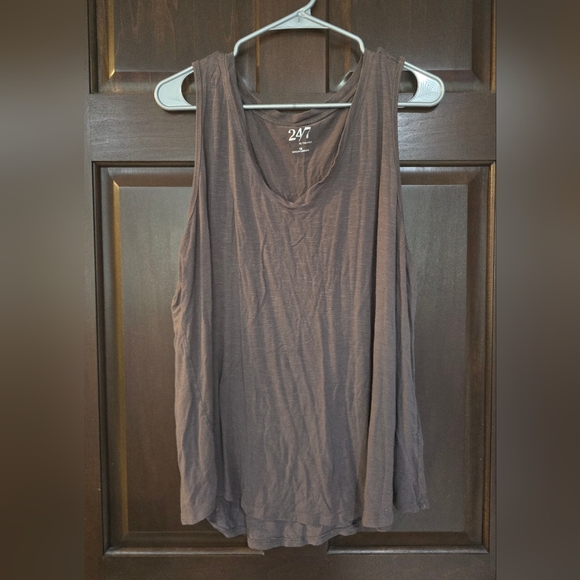 Maurices Tops - Maurices Women’s Sleeveless Scoop Neck Tank Top - Brown Size 1X